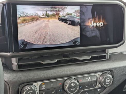 New 2026 Jeep Gladiator Sport AWD/4WD image 19