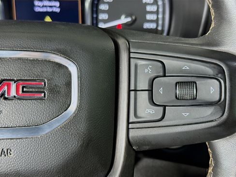 Used 2021 GMC Yukon AT4 image 14