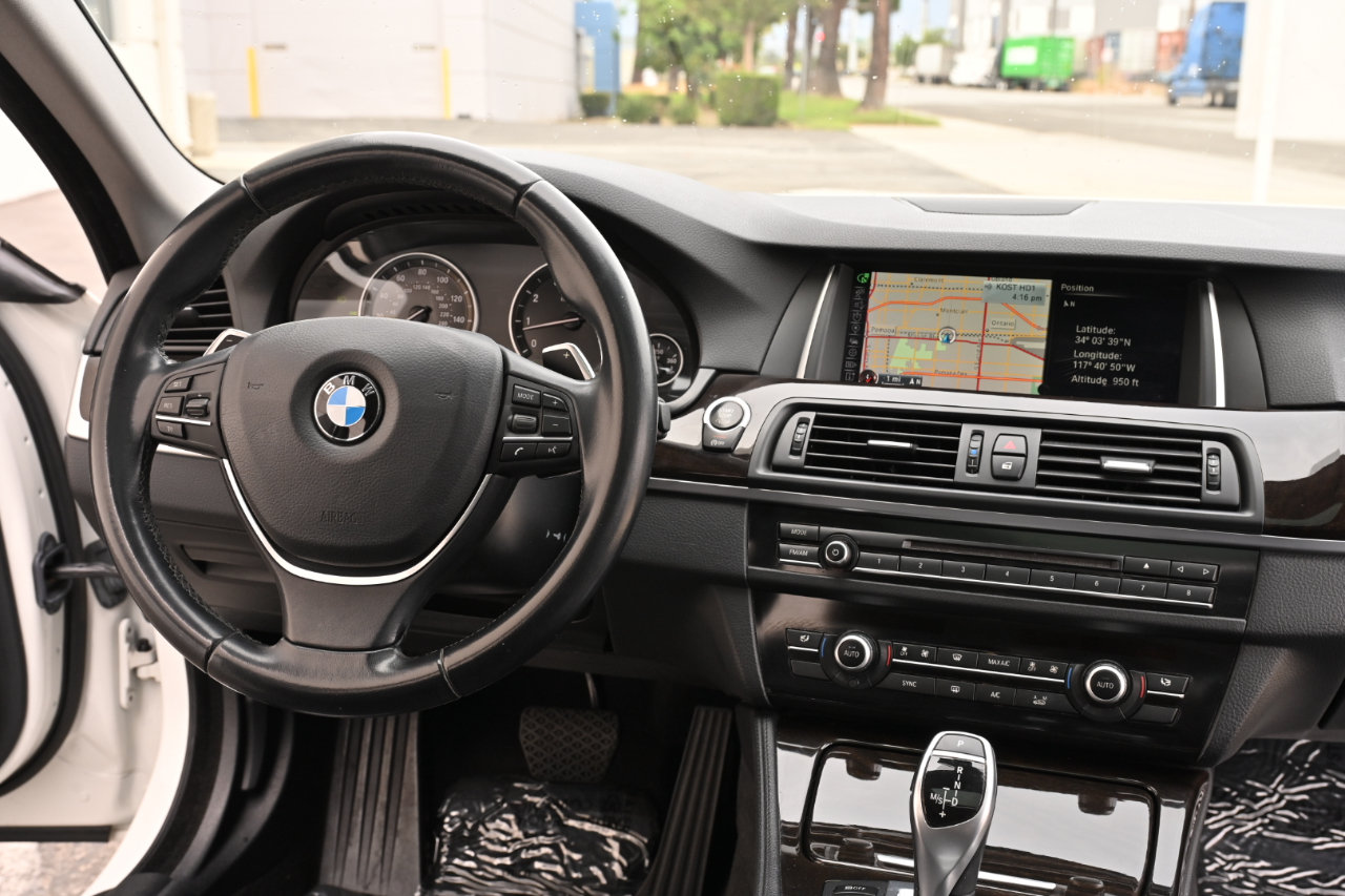 Used 2016 BMW 528i Sedan RWD image 15