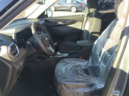 New 2026 Chevrolet TrailBlazer LT w/ Convenience Package image 18