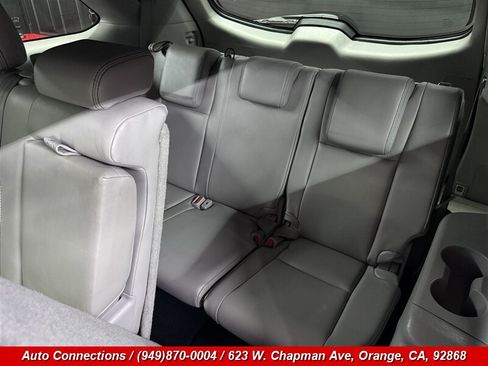 Used 2016 Toyota Highlander XLE FWD image 11