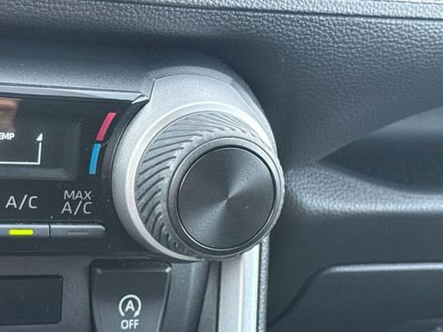 Used 2023 Toyota RAV4 LE image 29