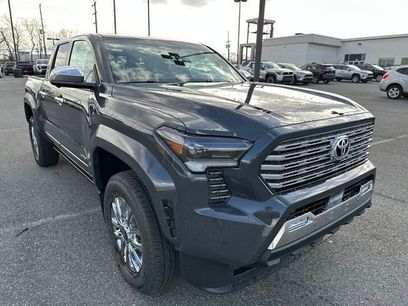 Used 2025 Toyota Tacoma Limited