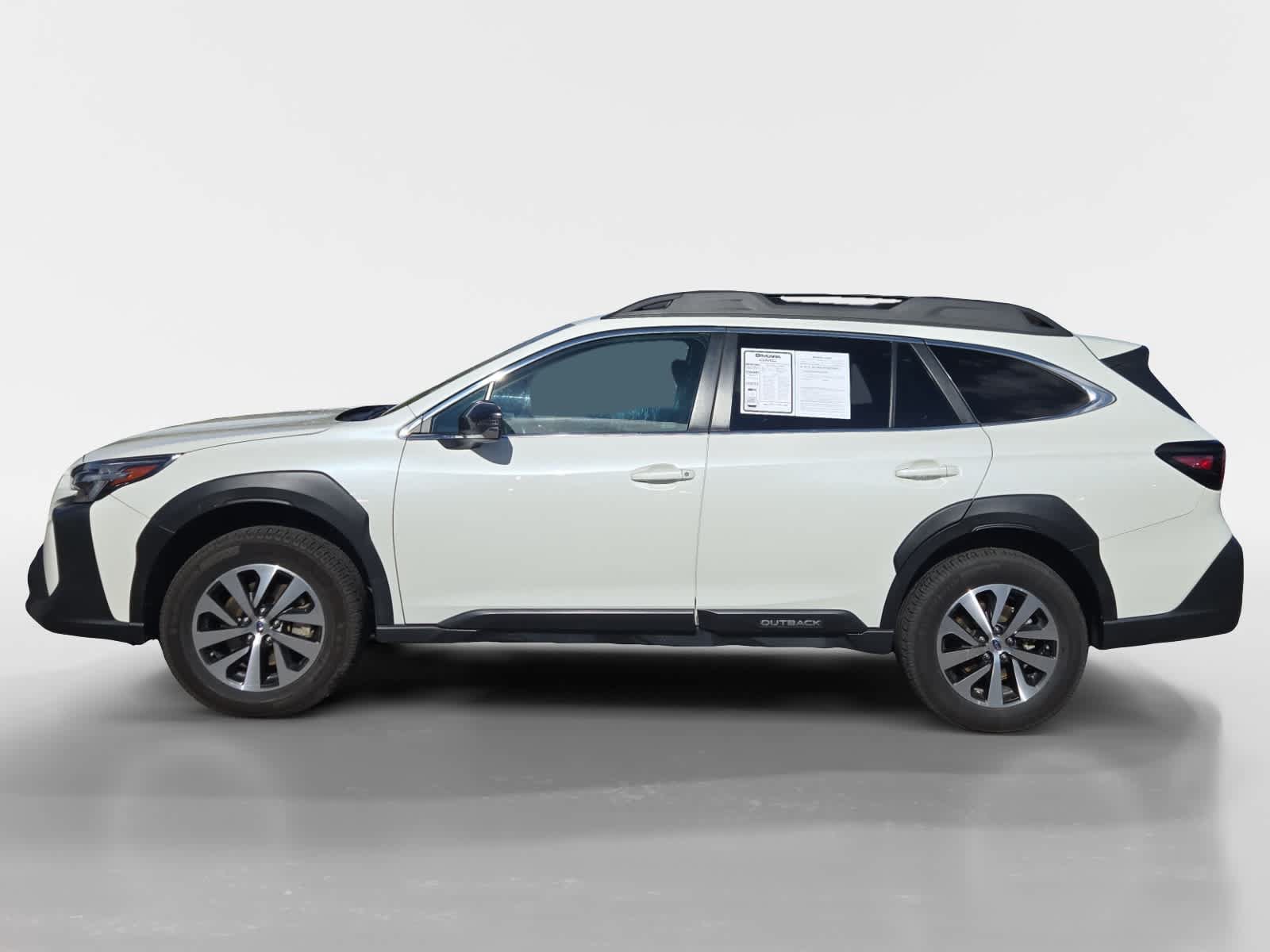 Used 2025 Subaru Outback Premium AWD/4WD image 2