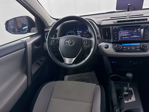 Used 2018 Toyota RAV4 XLE image 26