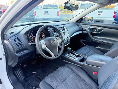 Used 2017 Nissan Altima 2.5 S w/ Power Driver Seat Package FWD image 14
