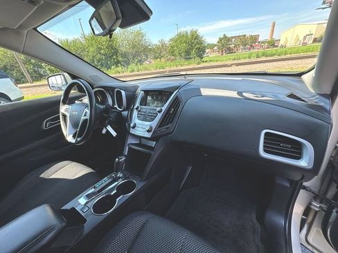 Used 2016 Chevrolet Equinox LT w/ Convenience Package FWD image 26