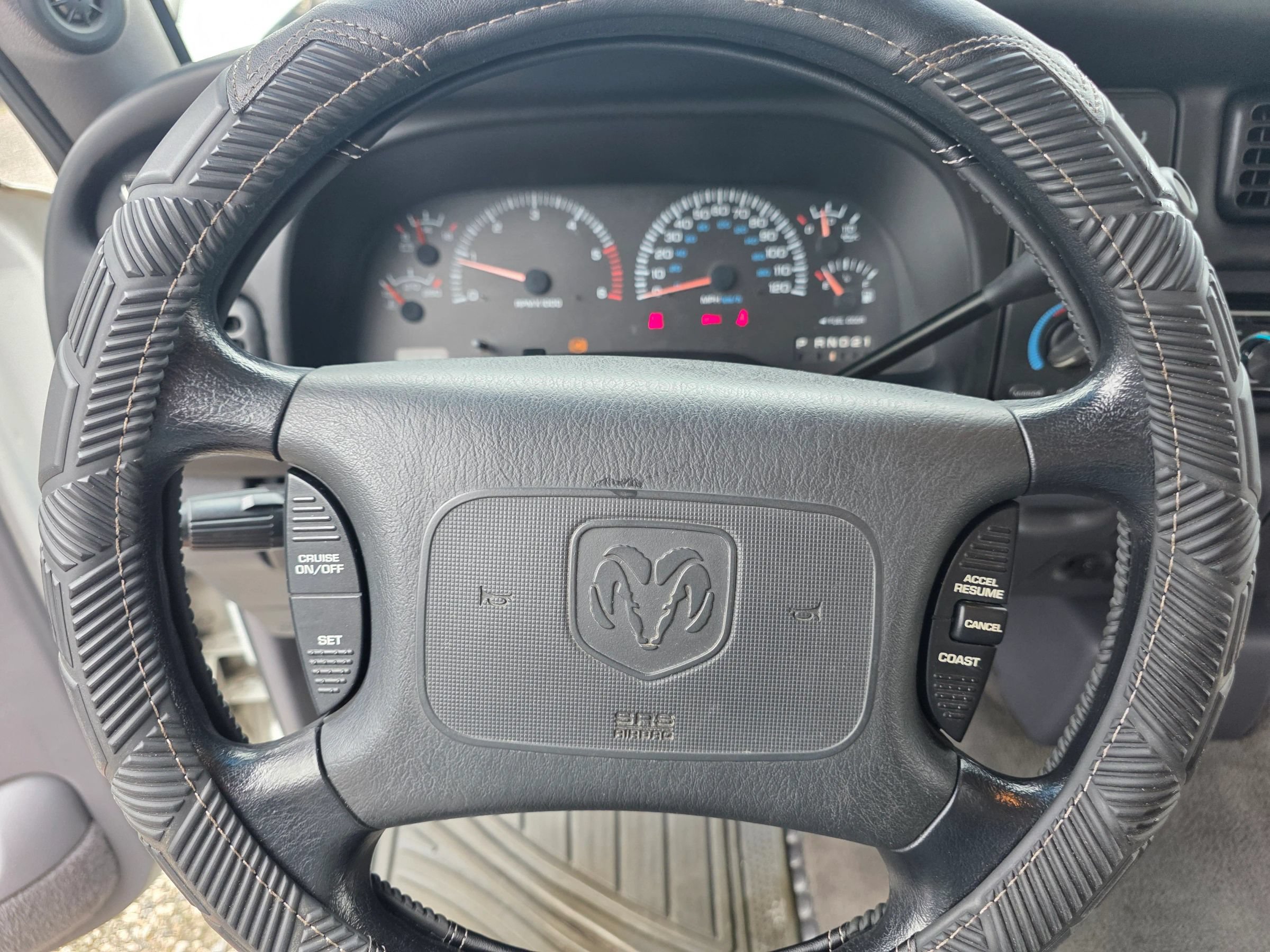 Used 2000 Dodge Ram 1500 Truck 2WD Quad Cab image 17