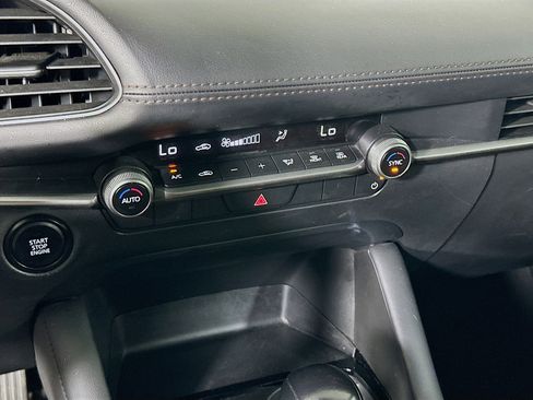 Used 2024 MAZDA MAZDA3 s FWD image 24