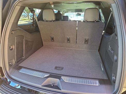 New 2026 GMC Yukon XL Denali image 7