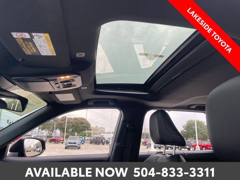 Certified 2024 Toyota Highlander XSE FWD image 31