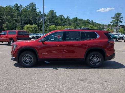 New 2025 GMC Acadia Elevation image 8