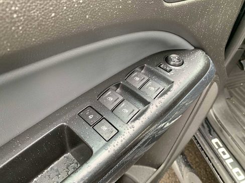 Used 2018 Chevrolet Colorado Z71 w/ LPO, Premium Interior Package image 21