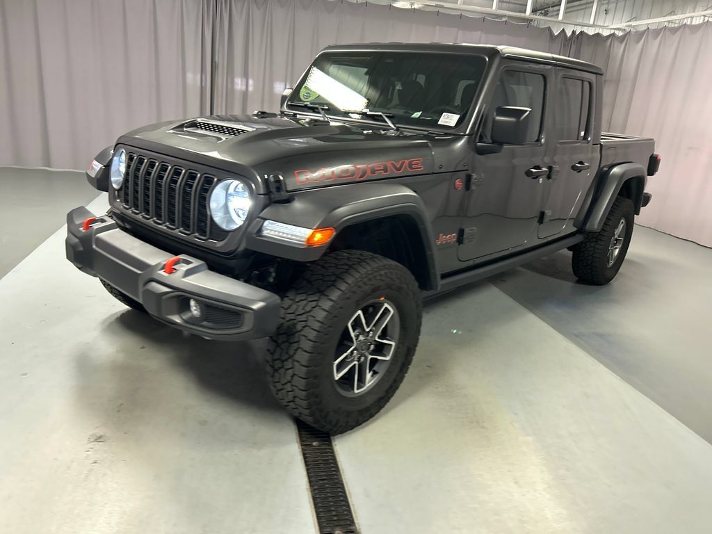 Used 2026 Jeep Gladiator Mojave AWD/4WD image 3