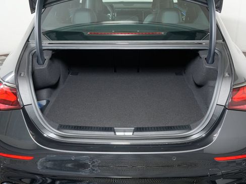 New 2026 Mercedes-Benz E 53 AMG e 4MATIC Sedan image 32
