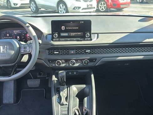 Used 2025 Honda Accord SE image 12