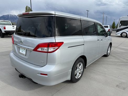 Used 2015 Nissan Quest SV image 3