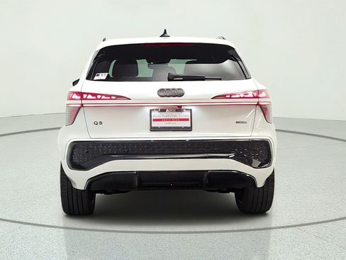New 2026 Audi Q3 quattro 2.0T AWD/4WD image 6