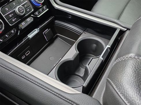 Used 2021 GMC Yukon Denali image 29