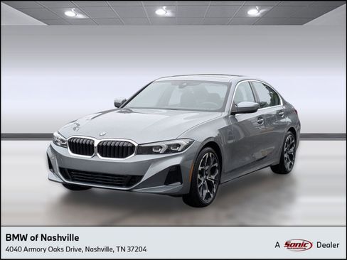 Used 2025 BMW 330i Sedan image 1