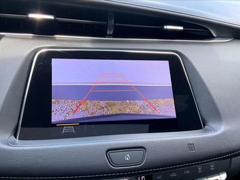 Used 2019 Cadillac XT4 Premium Luxury AWD/4WD image 21