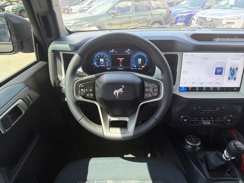 Used 2026 Ford Bronco Heritage Edition AWD/4WD image 11