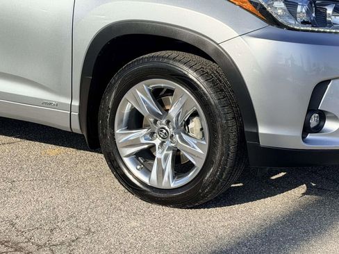 Certified 2019 Toyota Highlander Limited image 26