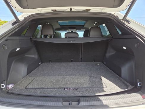 Used 2024 Volkswagen Atlas Cross Sport SEL R-Line image 15