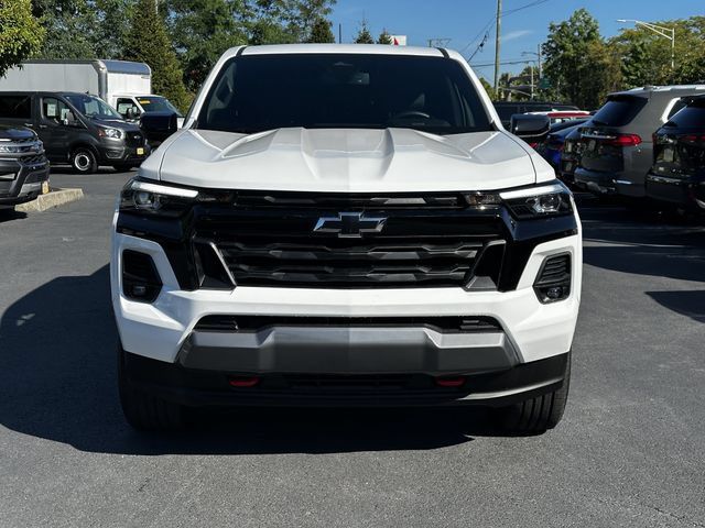 Used 2024 Chevrolet Colorado Z71 w/ Z71 Convenience Package 2 AWD/4WD image 2