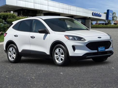 Used 2020 Ford Escape S image 9