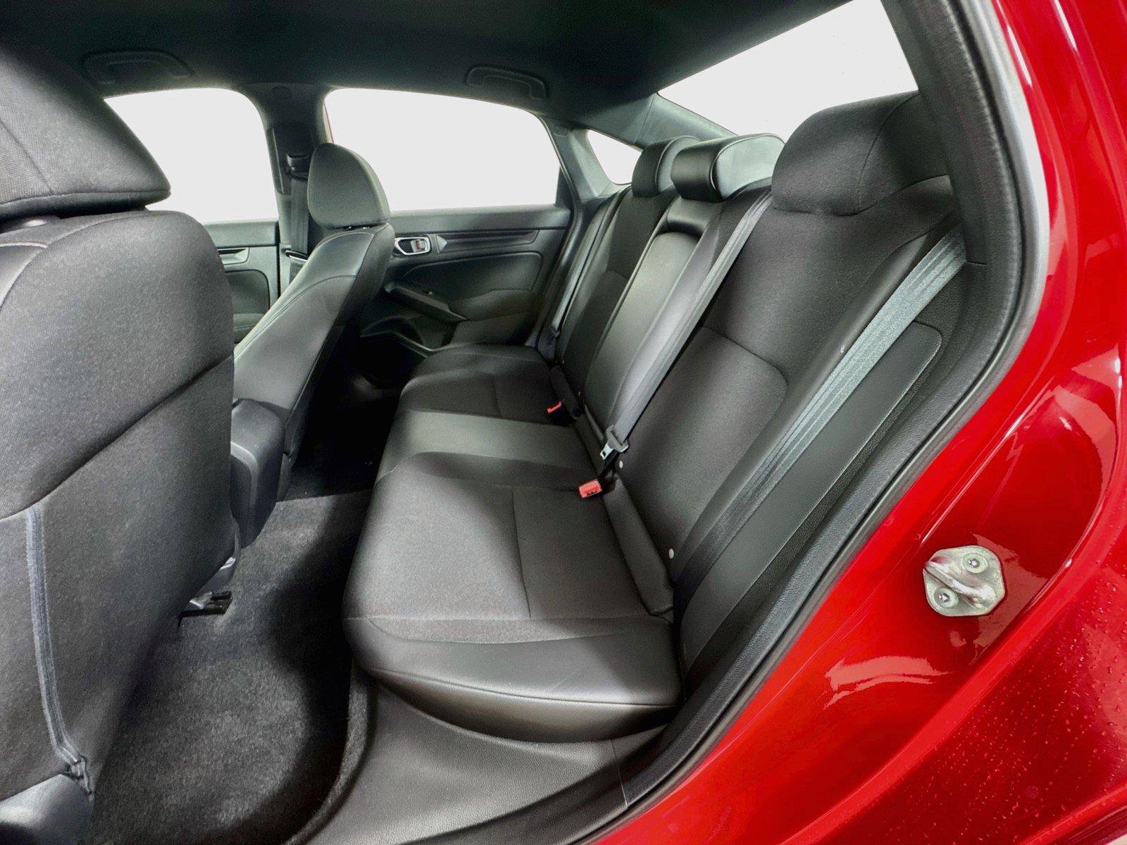 Used 2025 Honda Civic Sport image 22
