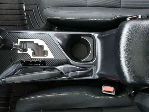 Used 2015 Toyota RAV4 XLE image 35