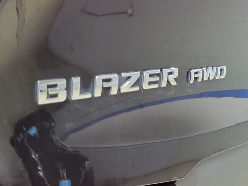 Used 2023 Chevrolet Blazer LT AWD/4WD image 6