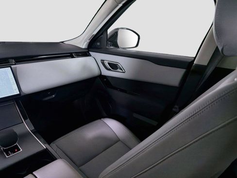 Certified 2025 Land Rover Range Rover Velar Dynamic SE AWD/4WD image 24