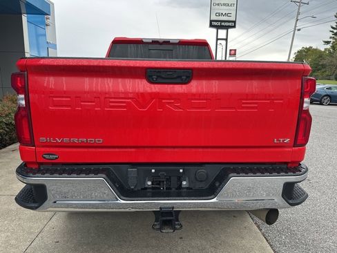 Used 2020 Chevrolet Silverado 2500 LTZ w/ LTZ Convenience Package image 8