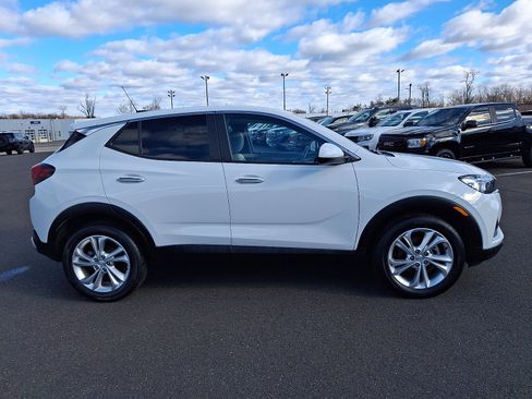 Certified 2023 Buick Encore GX Preferred w/ Cold Weather Comfort Package image 8