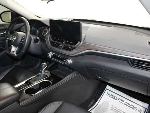 Used 2024 Nissan Altima 2.5 SL image 28