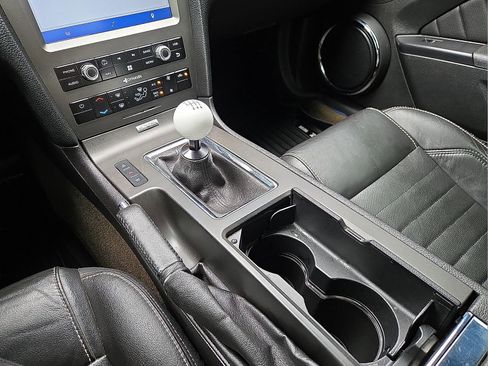 Used 2013 Ford Mustang GT Premium RWD image 25