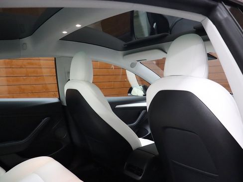 Used 2022 Tesla Model 3 Long Range image 38