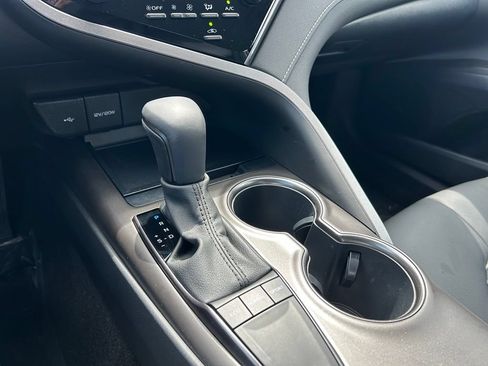 Certified 2023 Toyota Camry SE w/ Convenience Package FWD image 32