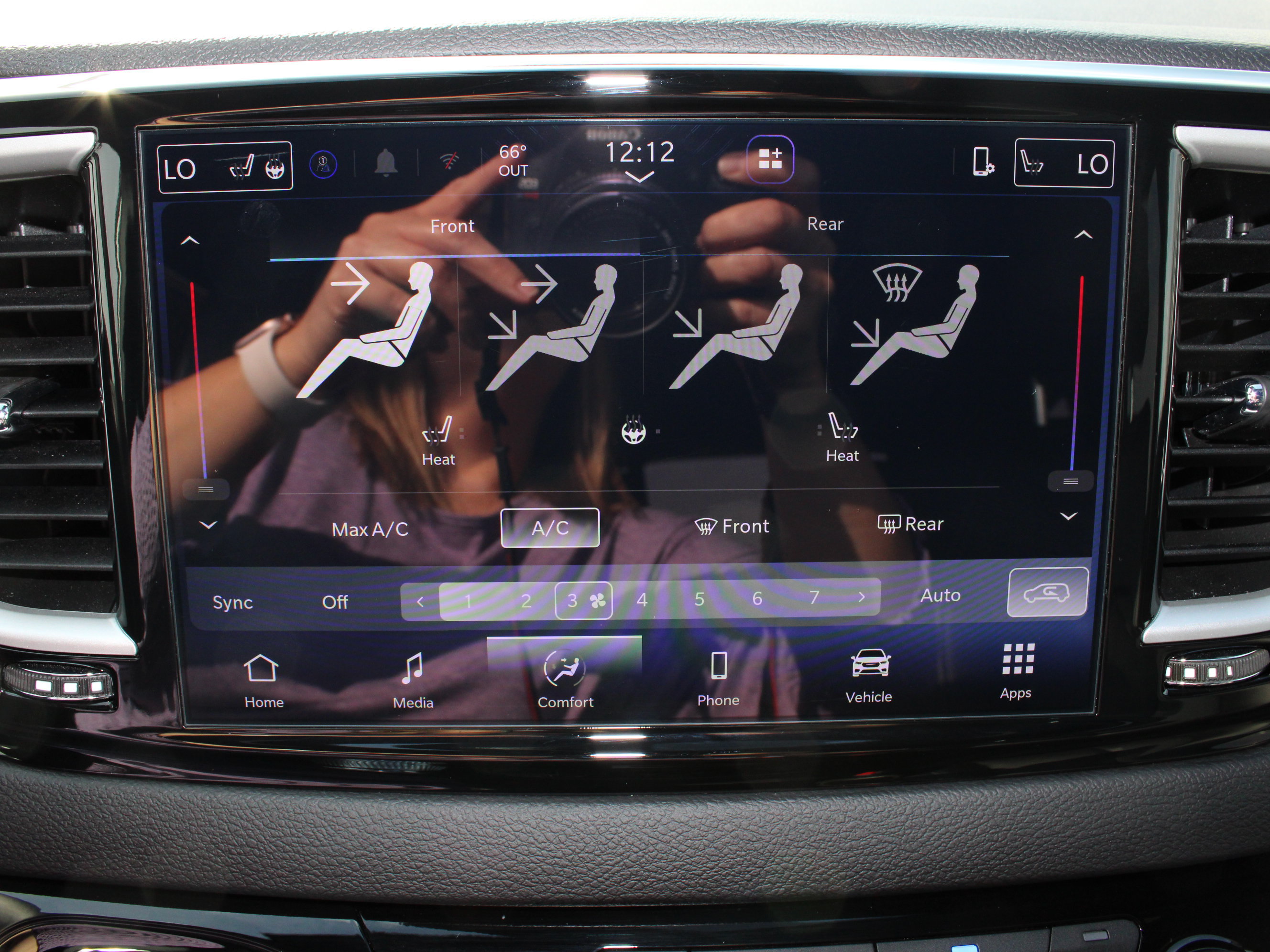 Used 2026 Chrysler Pacifica Select FWD image 21