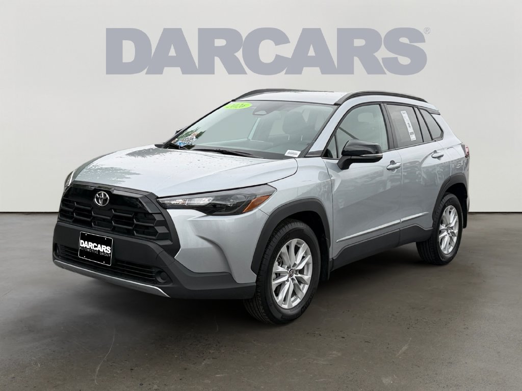 Used 2026 Toyota Corolla Cross LE AWD/4WD image 3