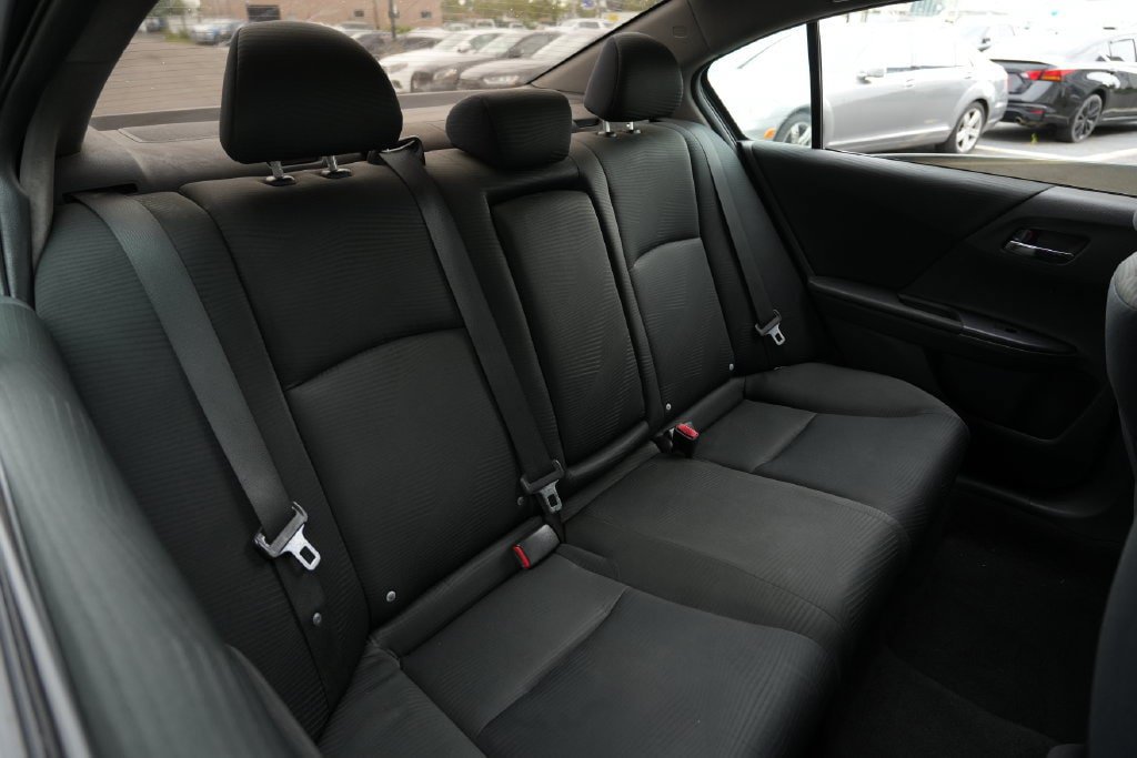 Used 2015 Honda Accord LX image 25