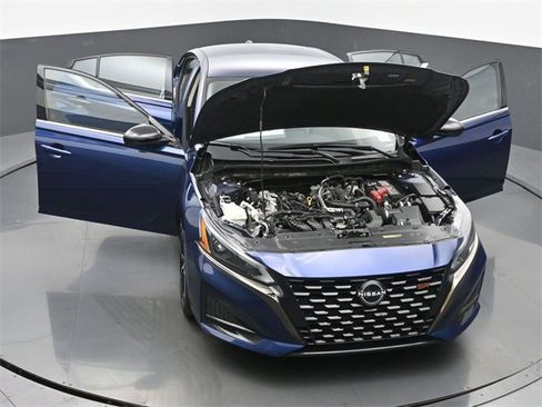 Used 2023 Nissan Altima 2.5 SR image 62