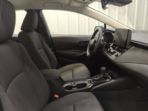 Used 2024 Toyota Corolla LE FWD image 21