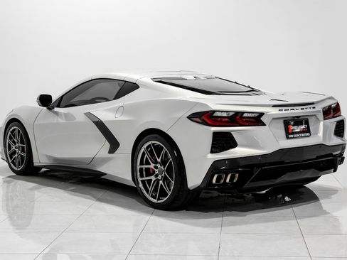 Used 2021 Chevrolet Corvette Stingray 2LT w/ Battery Protection Package image 8