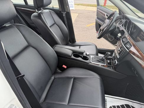 Used 2012 Mercedes-Benz C 300 4MATIC Sedan image 31