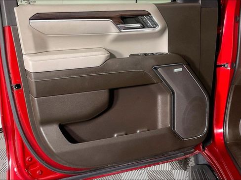 Used 2024 GMC Sierra 1500 SLT w/ SLT Premium Plus Package image 24