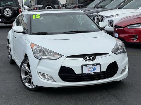 Used 2015 Hyundai Veloster w/ Option Group 03 image 1