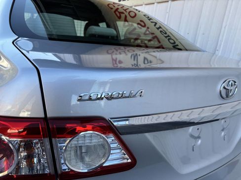 Used 2011 Toyota Corolla LE image 7
